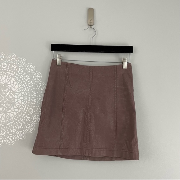 Free People Dresses & Skirts - Free People Modern Femme Vegan Suede Skirt Mauve Purple Size 2